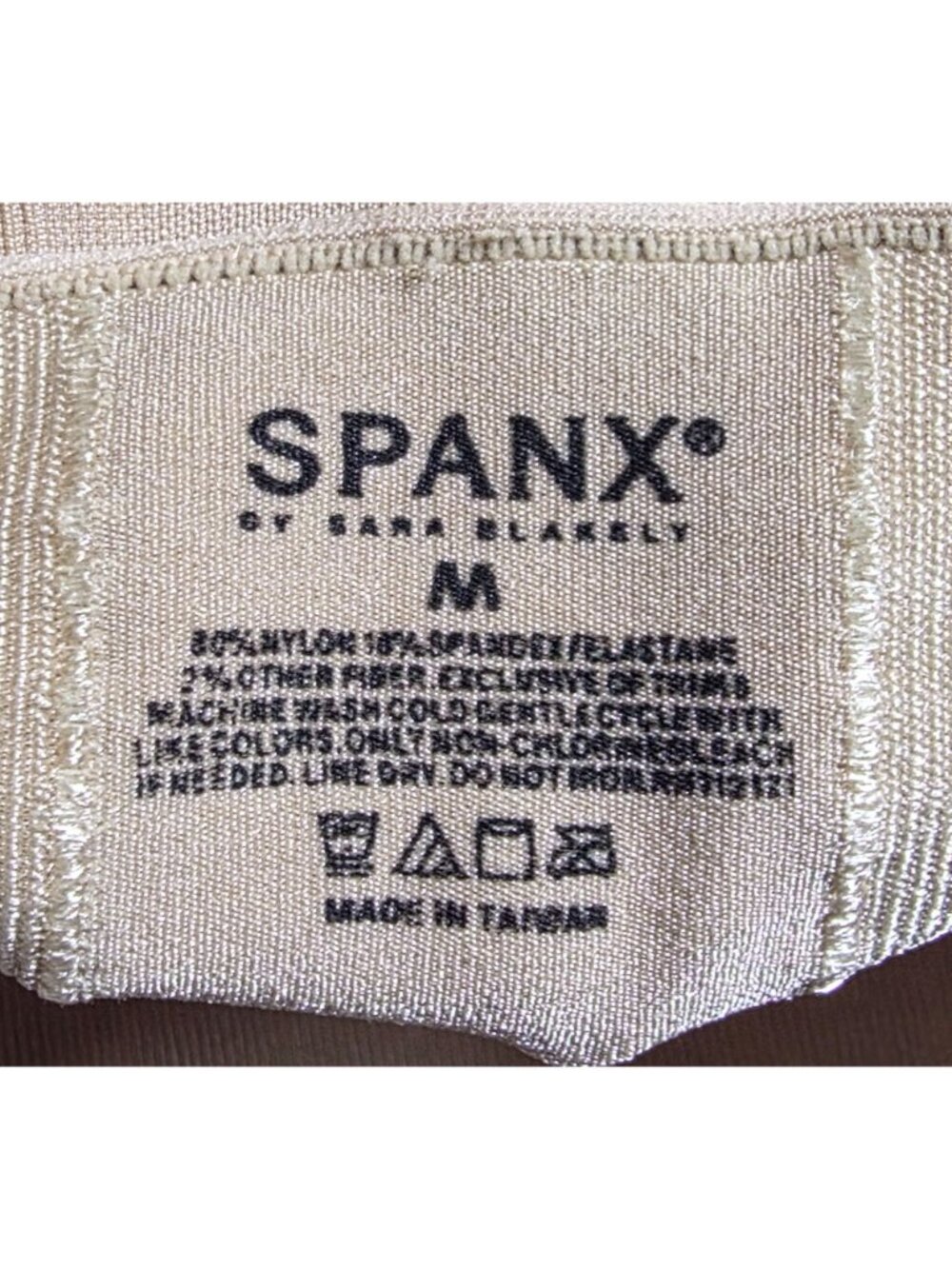 Women's - Spanx Slim Cognito High Waist Mid Thigh Shaper Shorts, Size Medium - Picture 4 of 7